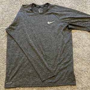 Nike Mens Long Sleeve